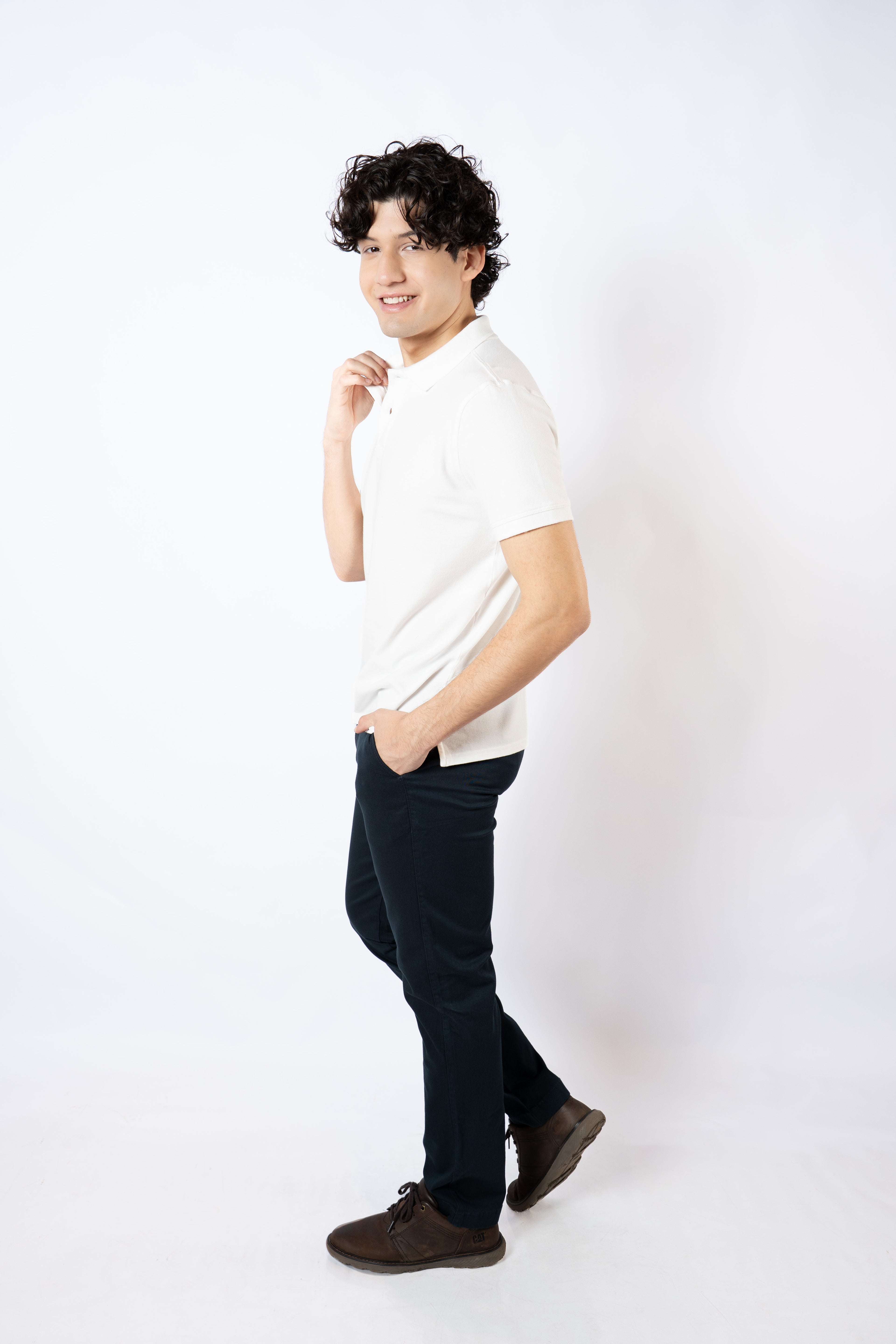 PANTALON CHINO SLIM NEGRO