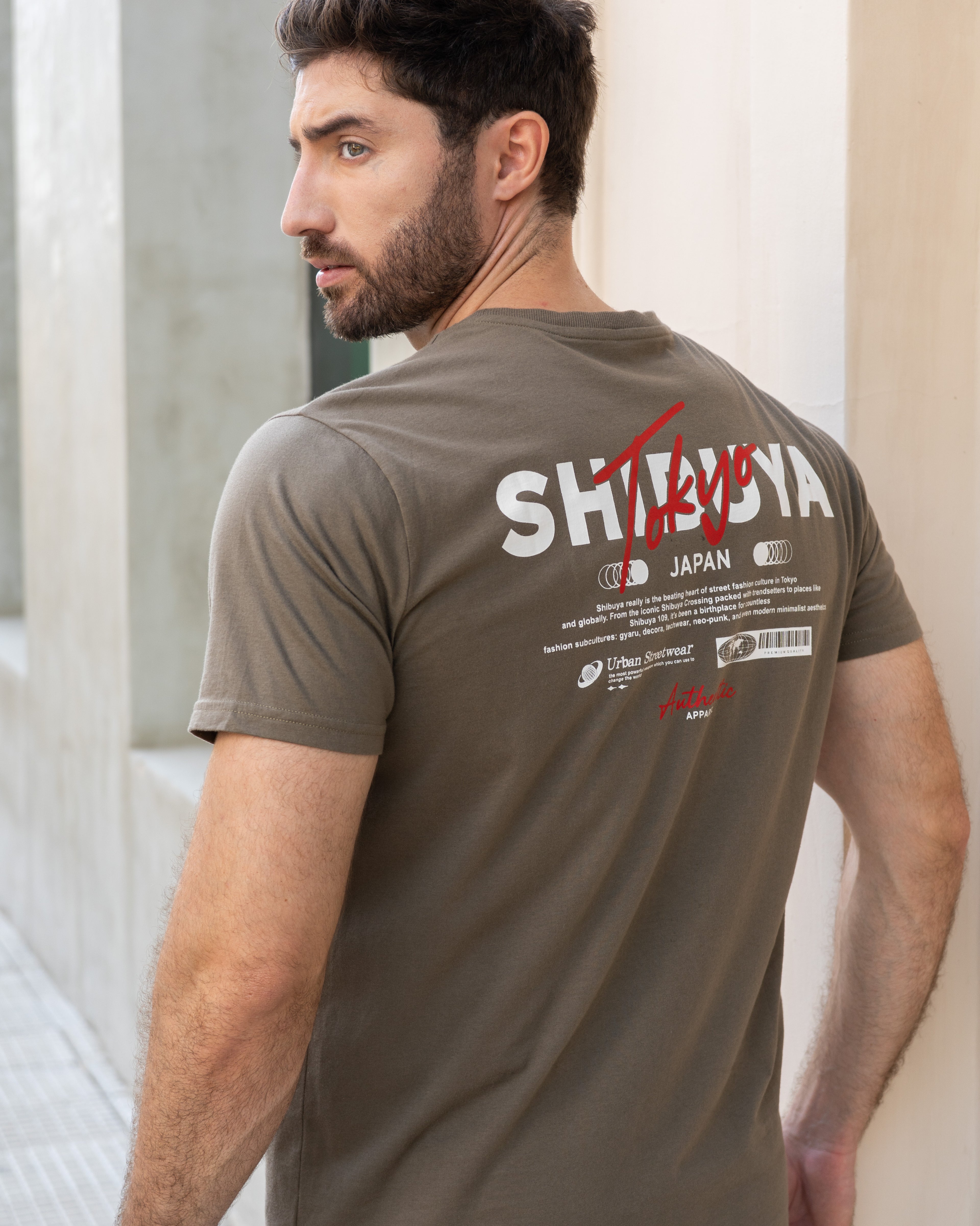 REMERA TOKIO